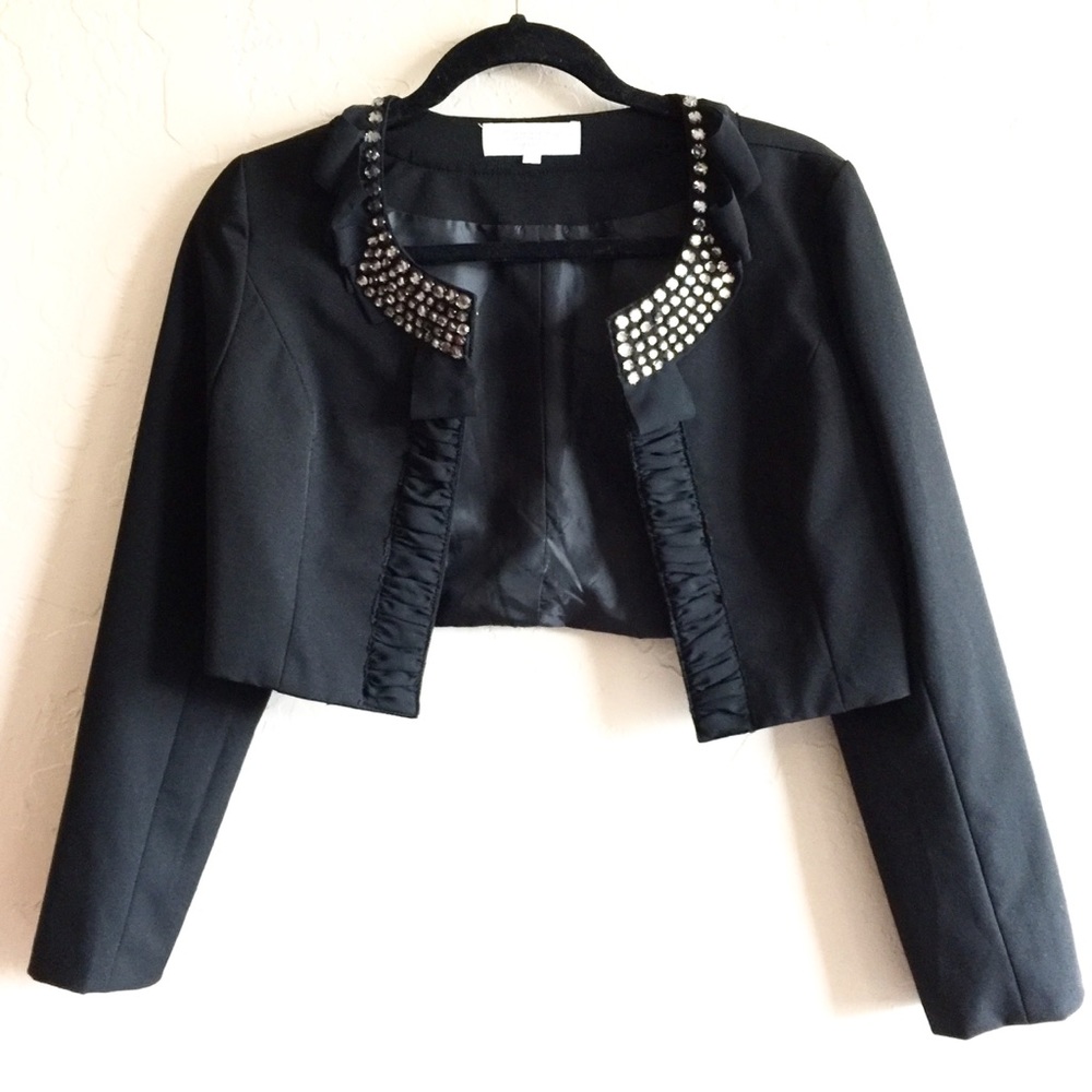 Formal Cropped Statement Black Jacket - image 1